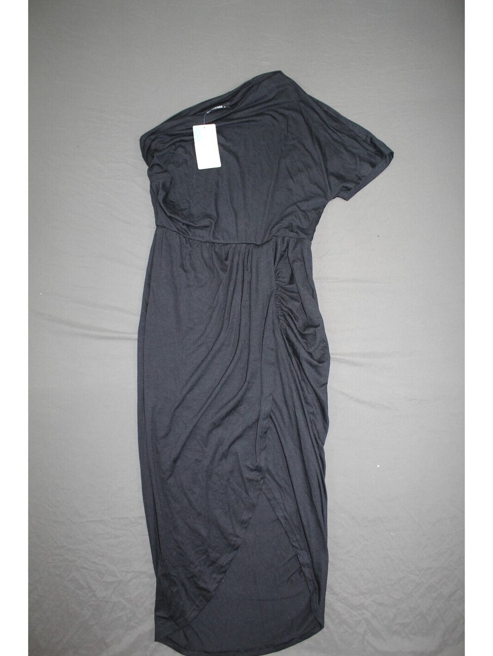 Chic Black One-Shoulder Dress M - Stylish & Comfortable